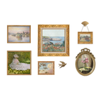 Elegant Vintage 8-Piece Art